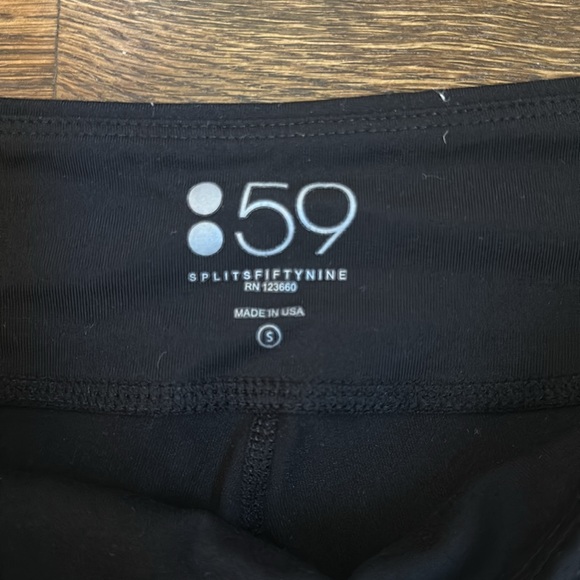 Adorable Splits59 Splatter Paint Cropped Legging - Picture 4 of 6